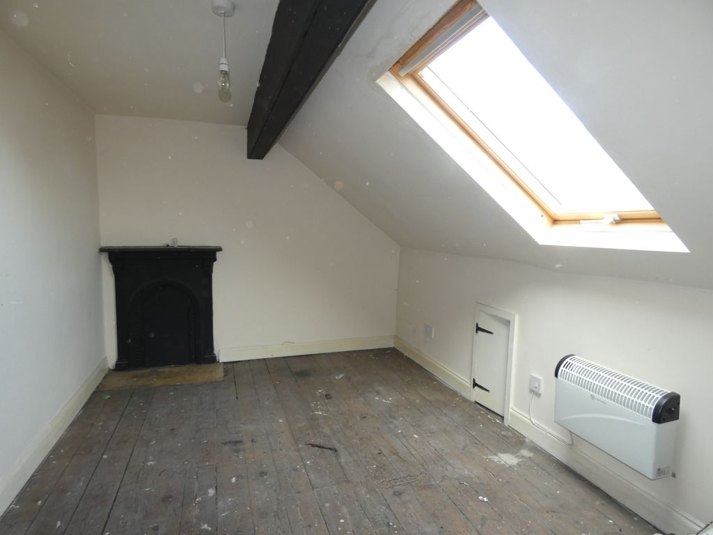 Bedroom Four- click for photo gallery